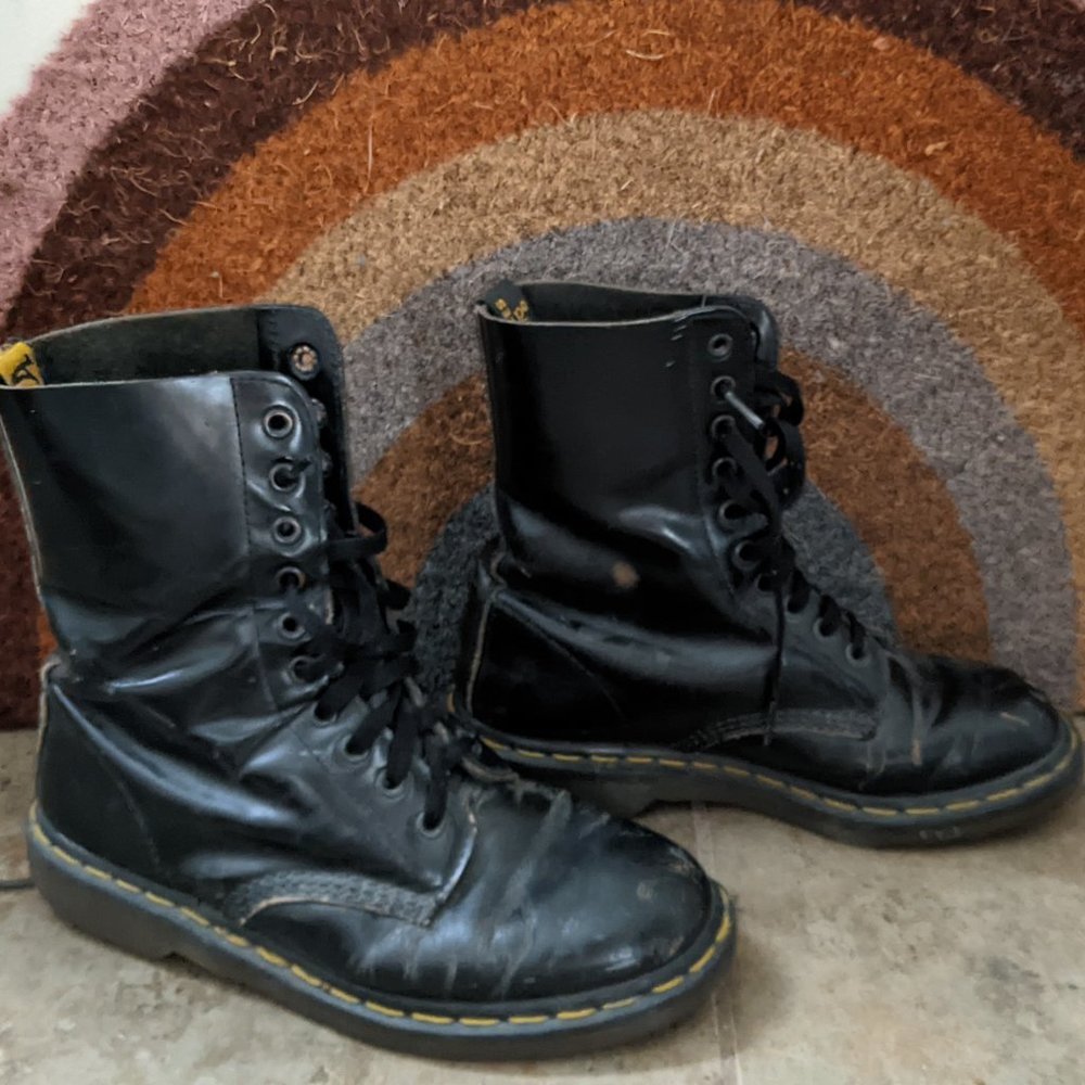Black Leather Doc Martens, Women's Sz 8, Used